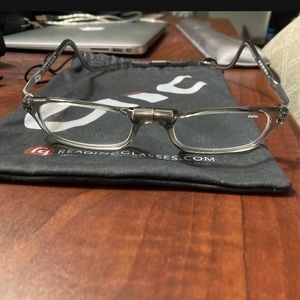 Clic reading glasses